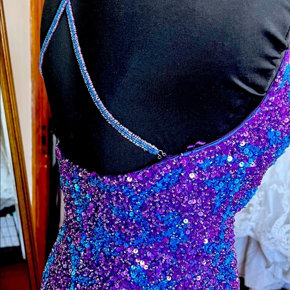 Fully beaded formal gown size S. - Picture 2 of 4